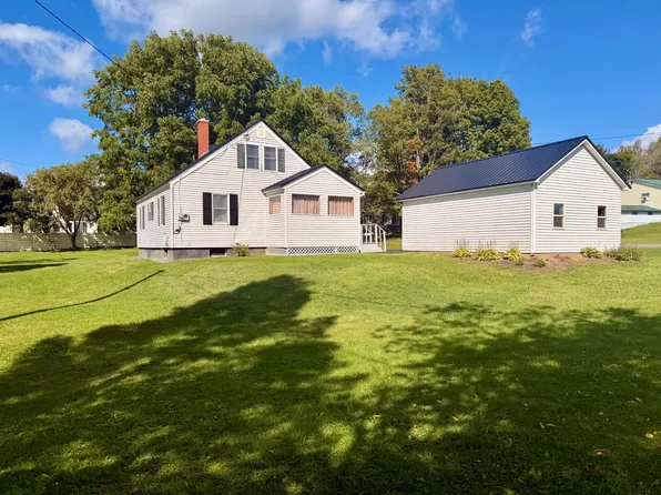 10 Laurette Circle, Caribou, ME 04736