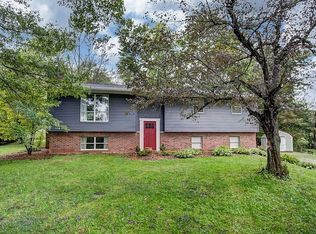 46 Horseshoe Ct, Granville, OH 43023