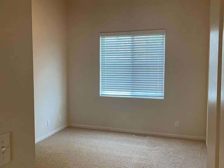 10704 Lewis And Clark Rd — Photo 9