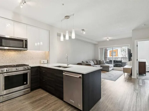 95 Burma Star Rd SW #3204, Calgary, AB T3E 8A9