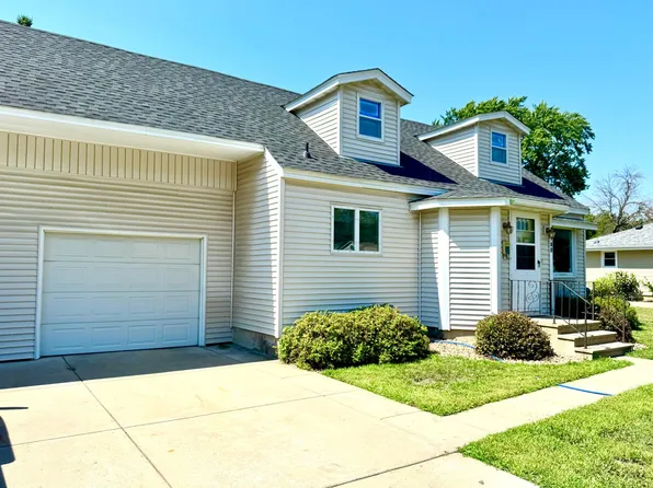 900 2nd St, Farmington, MN 55024