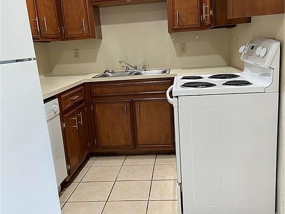 5th image of 1500 Evergreen Ave APT 62
