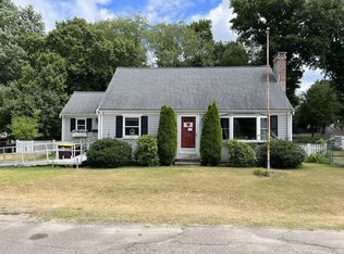 25 Saint Anne Rd, Weymouth, MA 02189