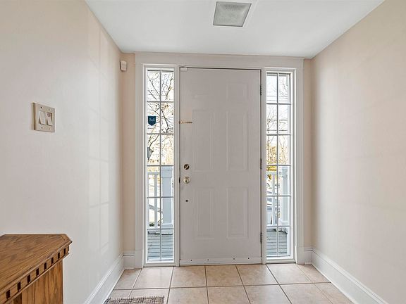 4th image of 5826 Pine Hill Dr