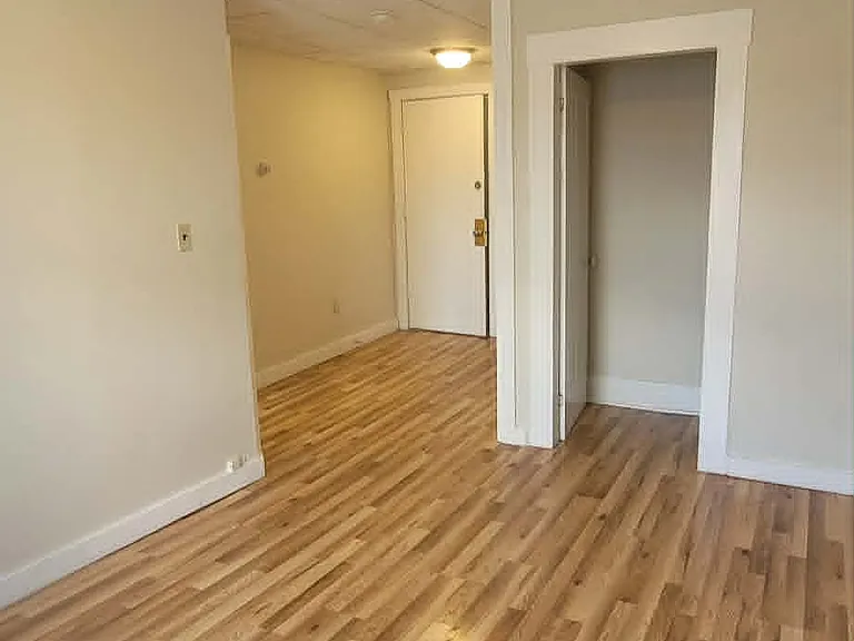 143 Central St #5 — Photo 2