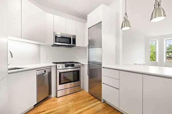 Rented by Akelius Real Estate Management | media 2