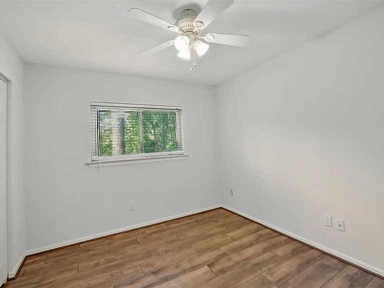 19 Still Glen Ct — Photo 21
