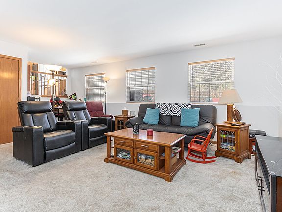 3rd image of 7216 Sutherland Dr