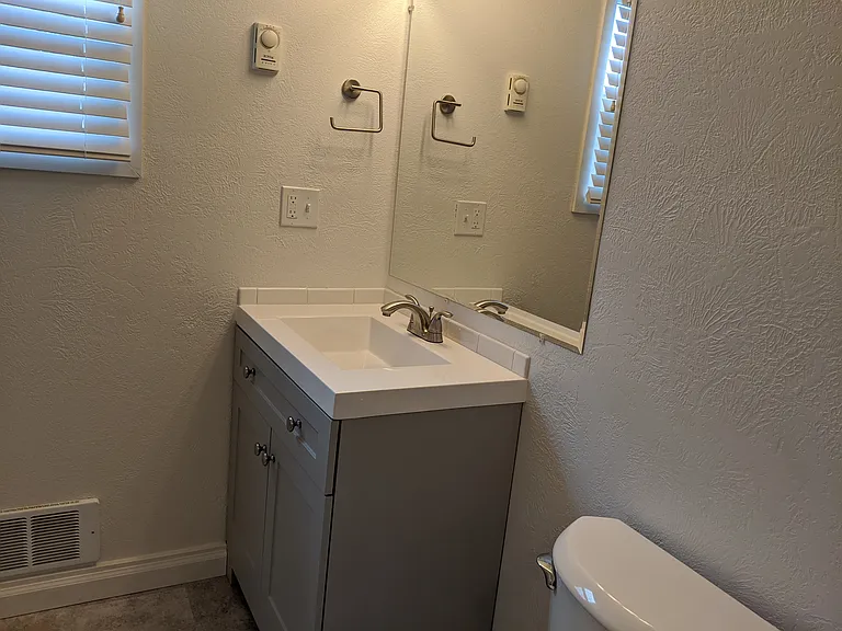 3502 Rose Hill St — Photo 8