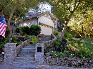 42 Oak Rd, Orinda, CA 94563