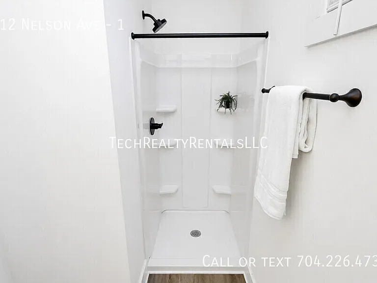 212 Nelson Ave #1 — Photo 8