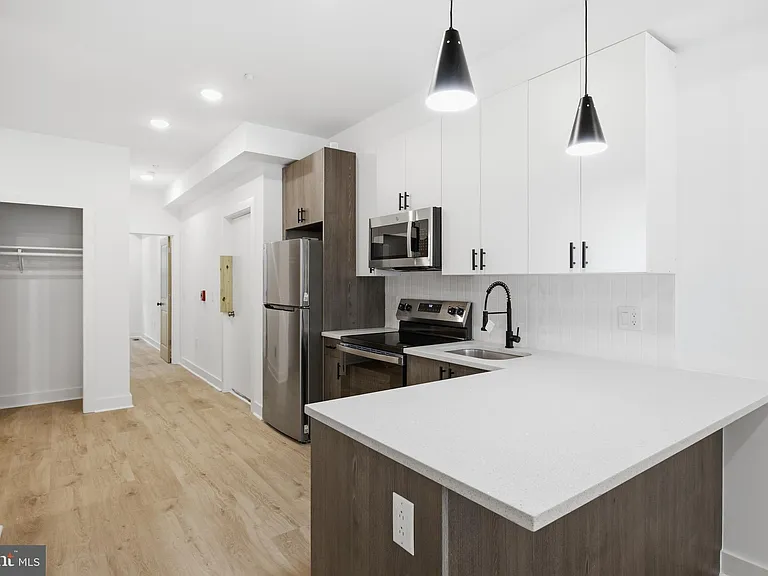 4312 Pennsgrove St #1 — Photo 2