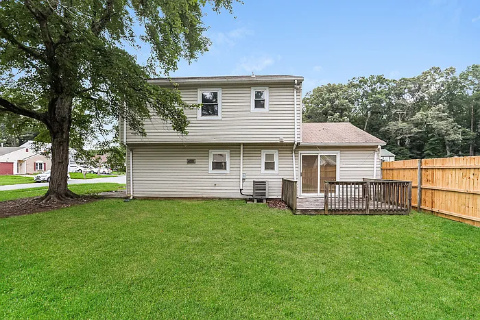 8 Lasonia Way — Photo 18