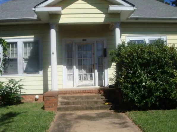 210 Forsyth St, Barnesville, GA 30204