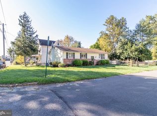 5 Lincoln Ave, Burlington, NJ 08016