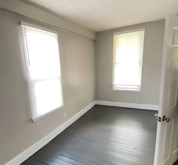 605 Durden St — Photo 7