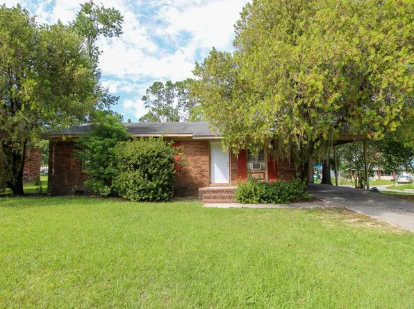 1215 Melissa Dr, Valdosta, GA 31601