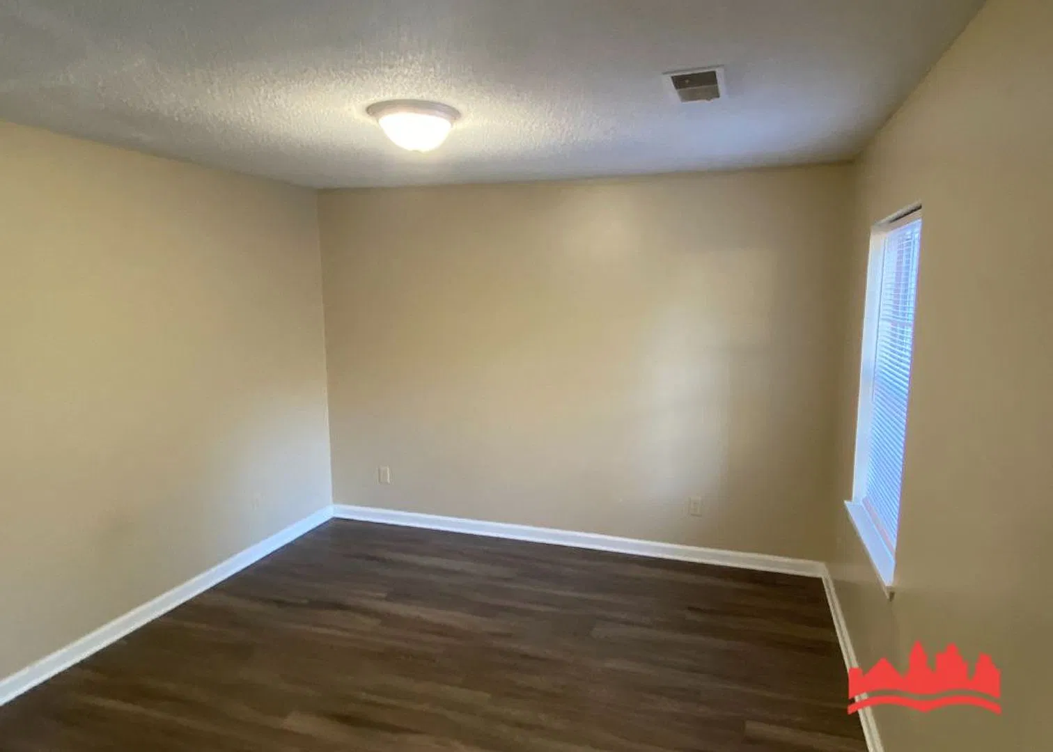 Welcome home to 505 N 18th Street! — Photo 3