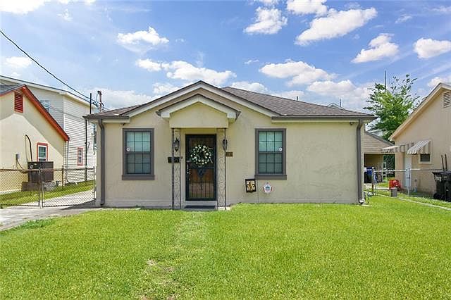 1st image of 3411 Camphor St