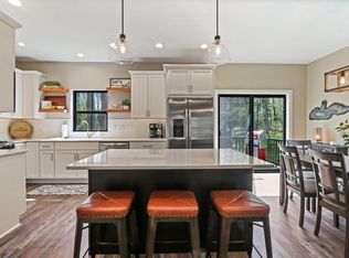 787 Odsila WAY, Fontana, WI 53125