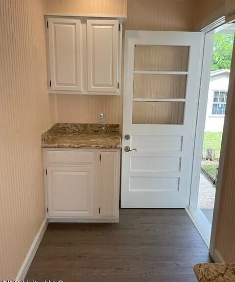 333 Belvedere Dr — Photo 11