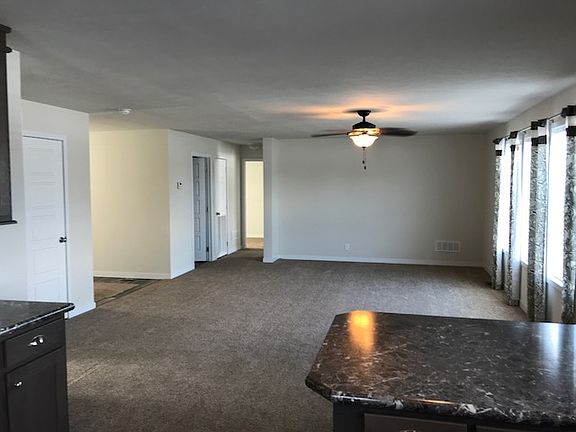 2nd image of 6243 Parkway St