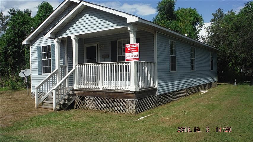 2nd image of 24835 Butler St
