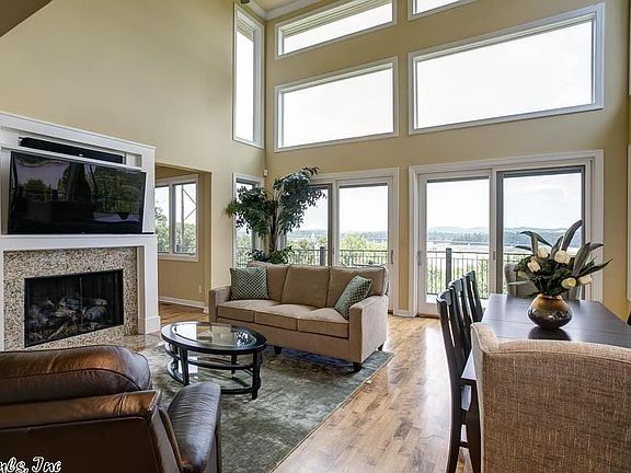 2nd image of 120 Overlook Dr
