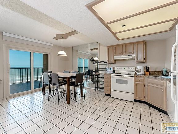 5th image of 5600 Gulf Blvd #305
