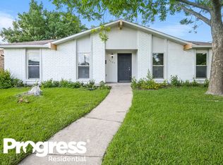 3129 Weather Vane Ln, Dallas, TX 75228
