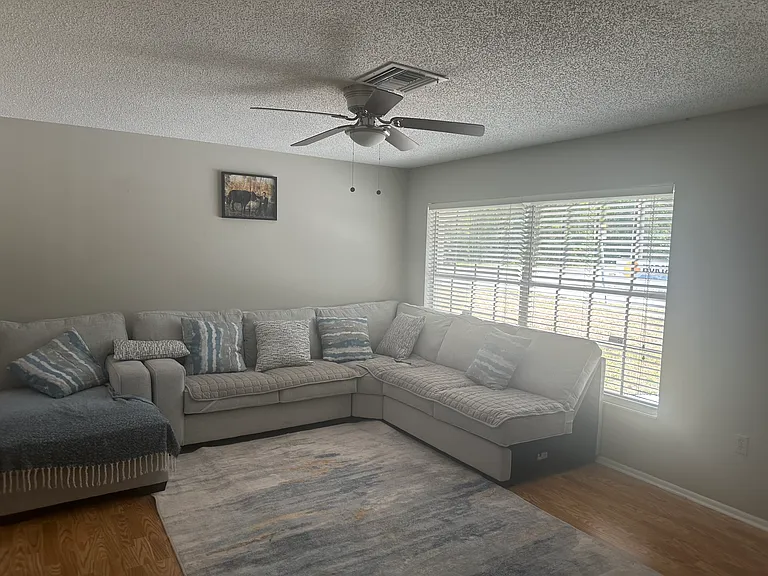 5102 36th Avenue Dr W — Photo 7