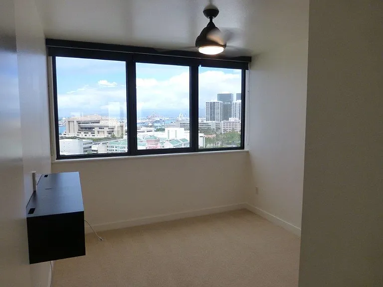 600 Queen St #1603 — Photo 6