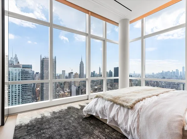 460 West 42nd Street image 12 of 30