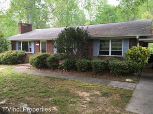 6869 August Dr, Clemmons, NC 27012