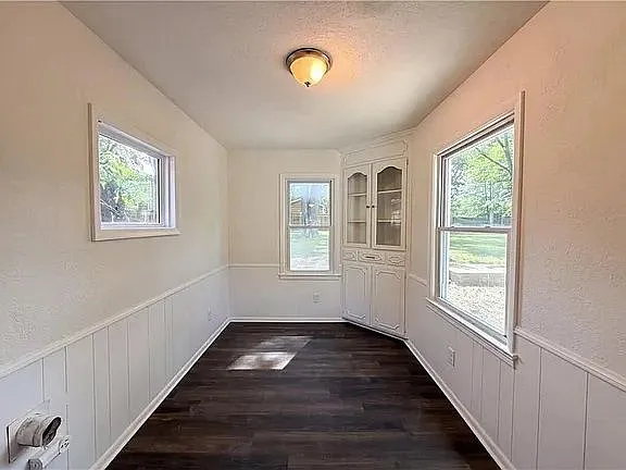 1825 NE Bren Mar Rd — Photo 5