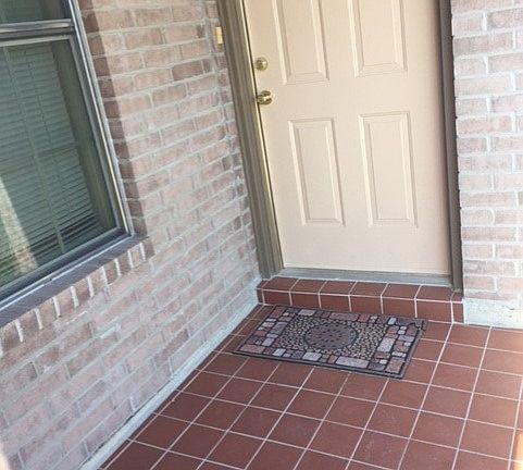 4th image of 3234 Lazy Palm Dr N