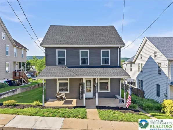 3453 Main St, Slatington, PA 18080