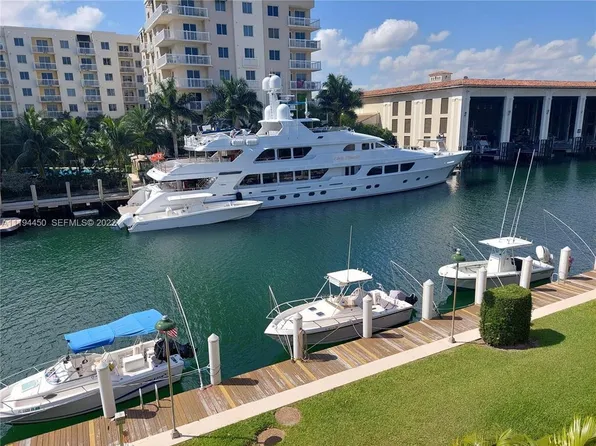 1700 SE 15th Street SE #309, Fort Lauderdale, FL 33316