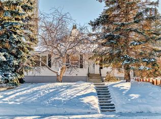 319 N 45th Ave SW, Calgary, AB T2S 1B3