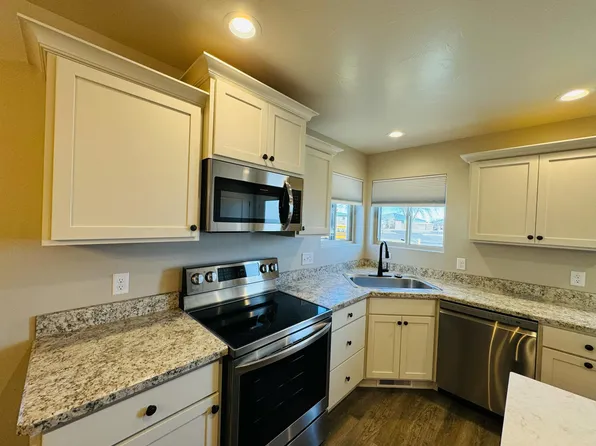 3330 Winchell Ln #1, Billings, MT 59102