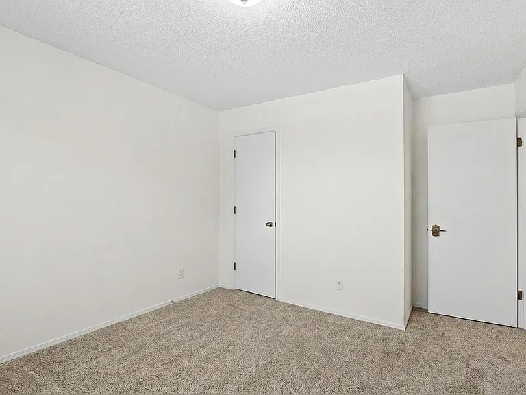 3008 Matador Dr NE — Photo 18