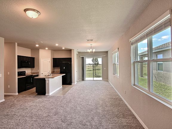3rd image of 5511 N Entertainment Way