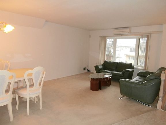 4th image of 92 Ramapo Ave
