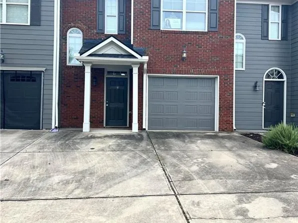 38 N Oaks Cir, Cartersville, GA 30121