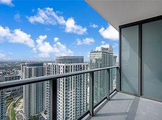 601 NE 1st St #4204, Miami, FL 33132