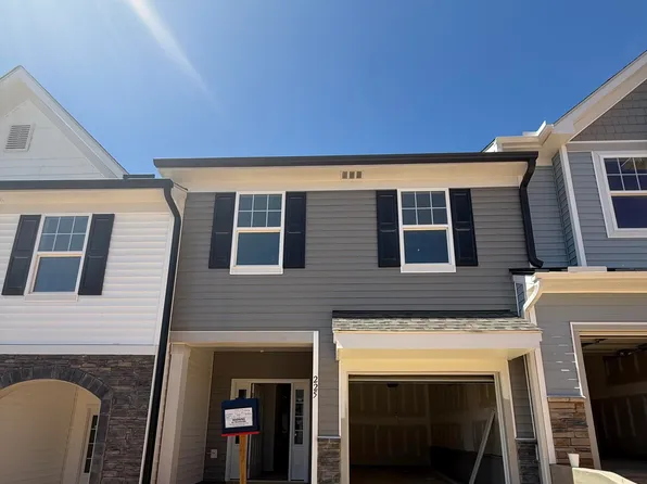 225 Alberta Dr #200, Franklinton, NC 27525