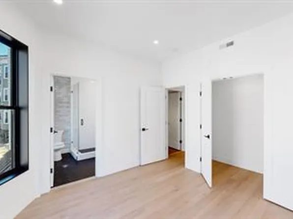 19 Buttonwood St, Dorchester, MA