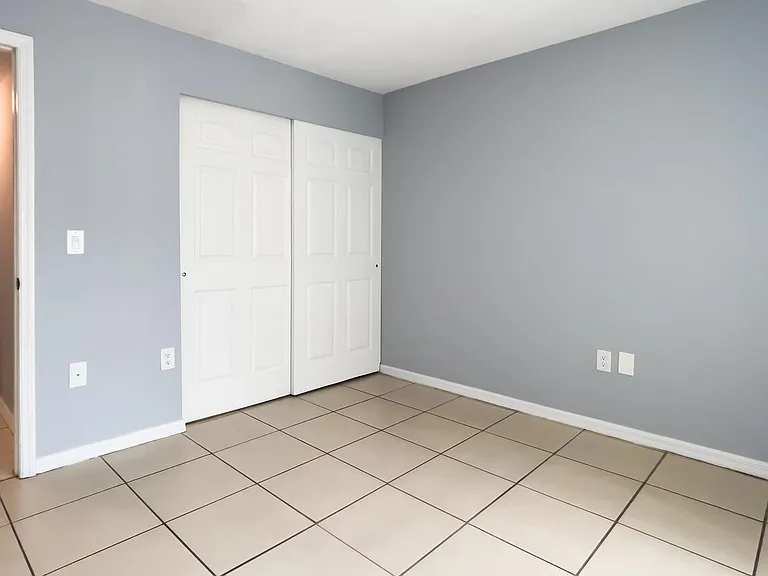 2708 Hidden Lake Blvd #B — Photo 13