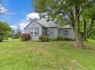 2740 Hopkins Rd, Buffalo, NY 14228