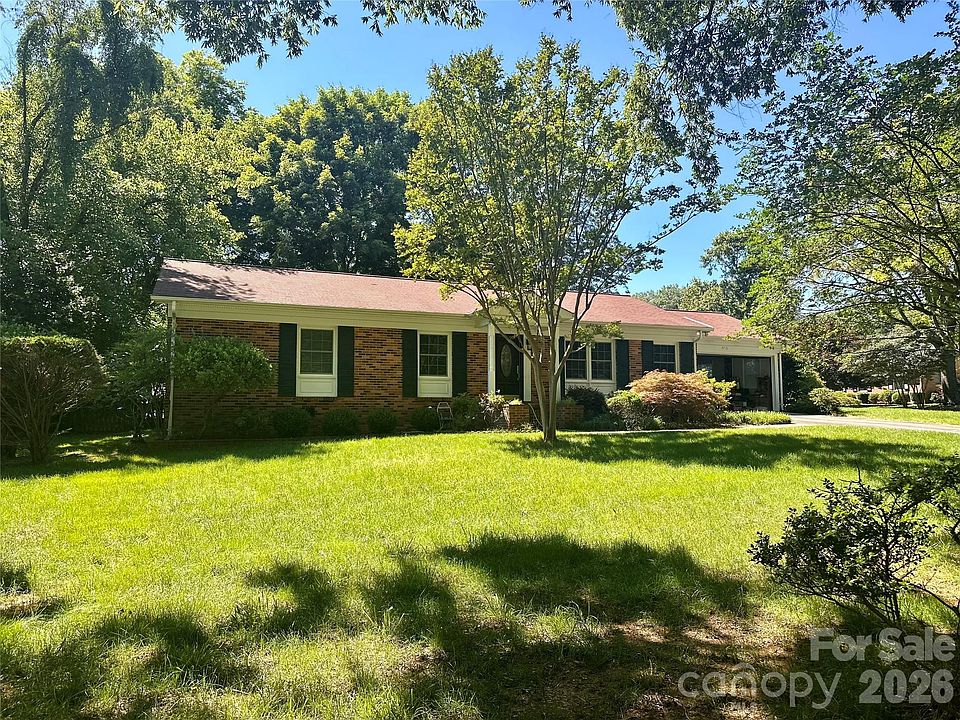 1st image of 469 Blairmore Dr
